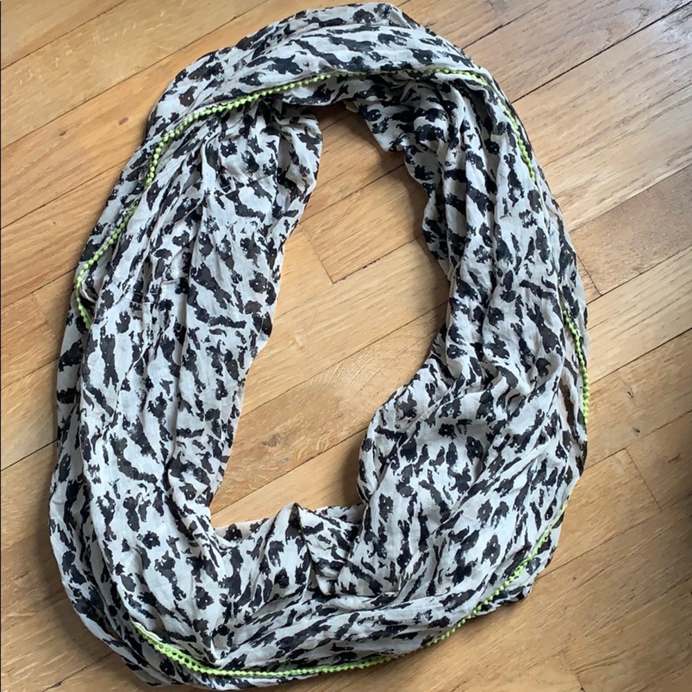 Circle scarf